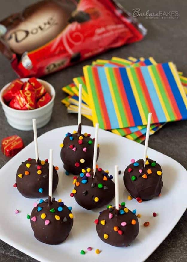 Cake Pop Recipes and Ideas - Easy Brownie Cake Pops - Easy Recipe for Chocolate, Funfetti Birthday, Oreo, Red Velvet - Wedding and Christmas DIY #cake #recipes 