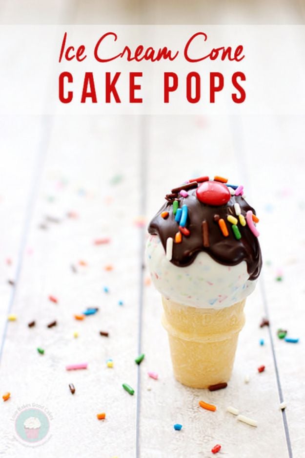 Cake Pop Recipes and Ideas - Ice Cream Cone Cake Pops - Easy Recipe for Chocolate, Funfetti Birthday, Oreo, Red Velvet - Wedding and Christmas DIY #cake #recipes 