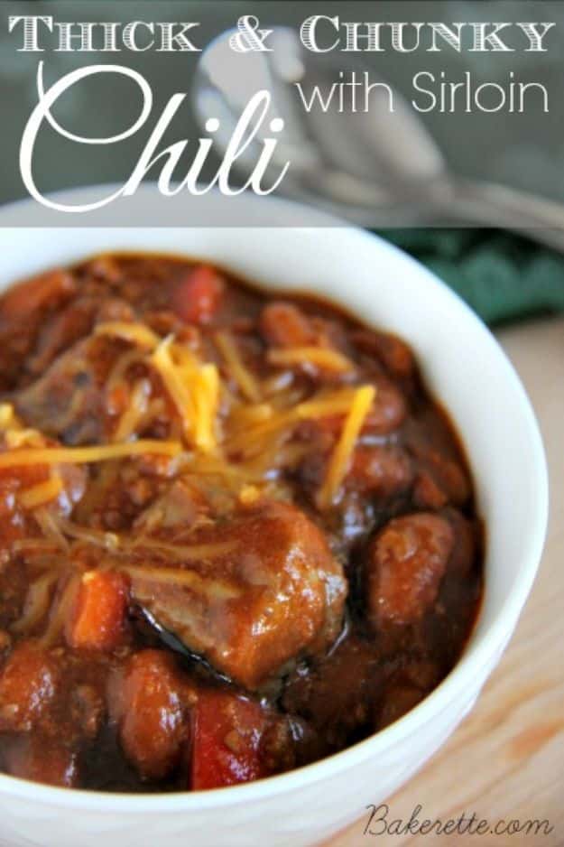Chili Recipes - Thick and Chunky Chili with Sirloin - Easy Crockpot, Instant Pot and Stovetop Chili Ideas - Healthy Weight Watchers, Pioneer Woman - No Beans, Beef, Turkey, Chicken  #chili #recipes 