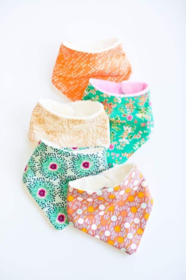 Easy Sewing Projects to Make and Sell - Cute Baby Bandana Bibs - Easy Things to Sew and Sell on Etsy and Online Shops - DIY Sewing Crafts With Free Pattern and Tutorial