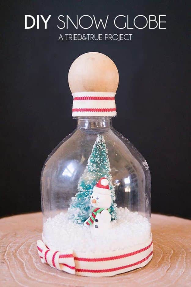 DIY Snow Globe Ideas - DIY Recycled Snow Globe - Easy Ideas To Make Snow Globes With Kids - Mason Jar, Picture, Ornament, Waterless Christmas Crafts - Cheap DYI Holiday Gift Ideas