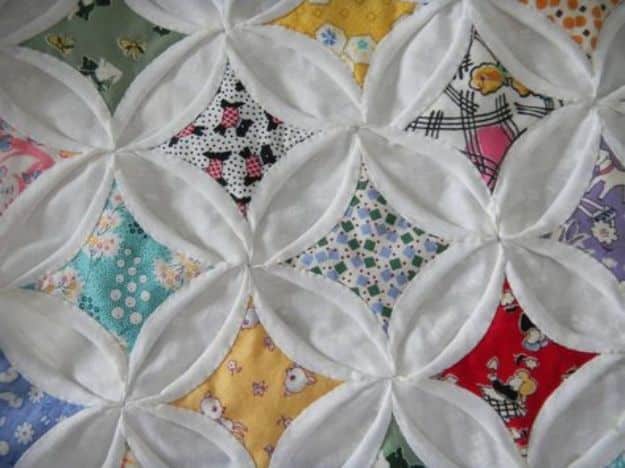 Easy Quilt Ideas for Beginners - Easy Cathedral Window Quilt - Free Quilt Patterns and Simple Projects With Fat Quarters - How to Make Baby Blankets, Table Runners, Jelly Rolls