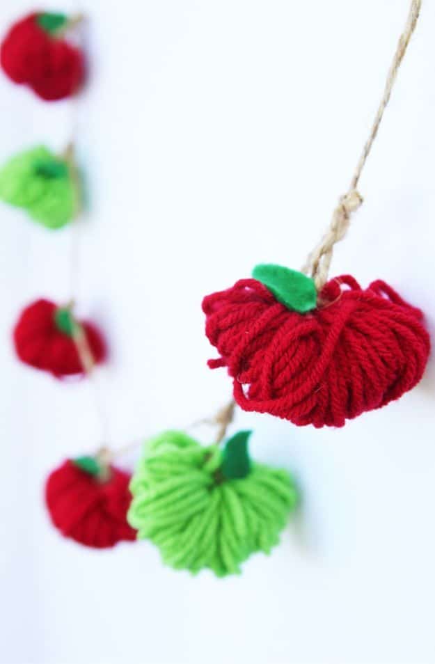 Yarn Apple Craft & Garland - Red Ted Art - Kids Crafts