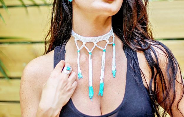 DIY Boho Clothes and Jewelry - Easy Statement Choker - How to Make Easy Boho Fashion On A Budget - Edgy Homemade Hippe Clothing Ideas for Summer, Winter, Spring and Fall