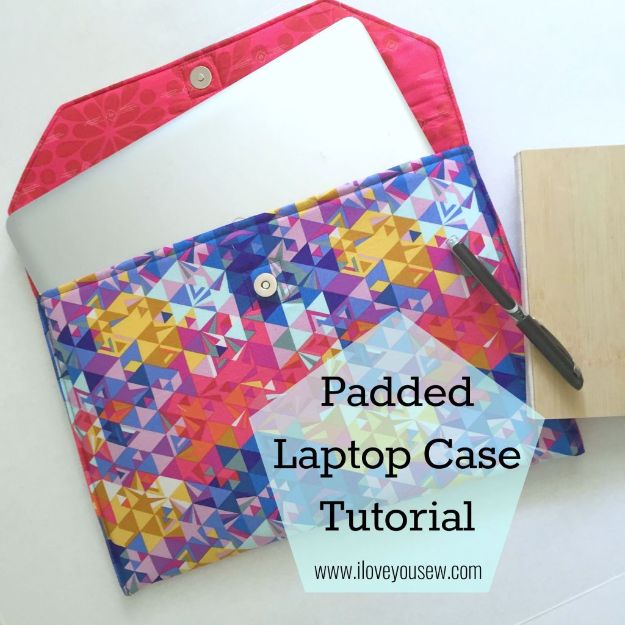 20 Awesome DIY Laptop and iPad Sleeves and Case Projects