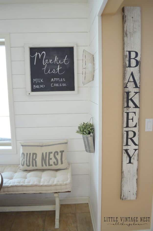 https://diyjoy.com/wp-content/uploads/2018/12/Simple-and-Easy-DIY-Bakery-Sign.jpg