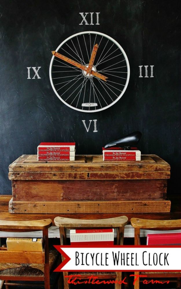 DIY Clocks - Bicycle Wheel Clock - Easy and Cheap Home Decor Ideas and Crafts for Wall Clock - Cool Bedroom and Living Room Decor, Farmhouse and Modern