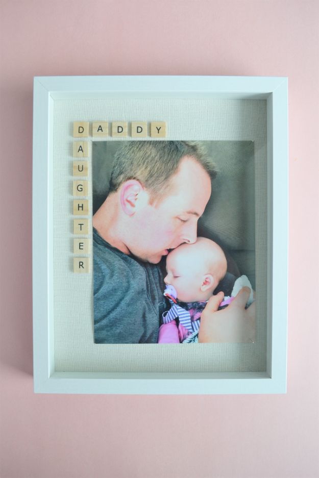 DIY Fathers Day Gifts - Father's Day Photo Frame Gift Idea - Homemade Presents and Gift Ideas for Dad - Cute and Easy Things to Make For Father