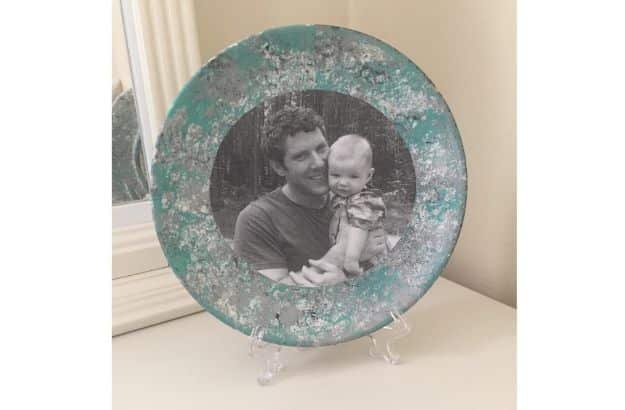 DIY Fathers Day Gifts - Father’s Day Memory Craft – Photo Plate - Homemade Presents and Gift Ideas for Dad - Cute and Easy Things to Make For Father