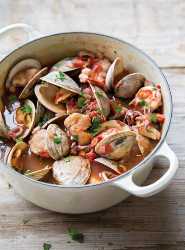 Dutch Oven Recipes - Italian Shellfish Stew - Easy Ideas for Cooking in Dutch Ovens - Soups, Stews, Chicken Dishes, One Pot Meals and Recipe Ideas to Slow Cook for Easy Weeknight Meals