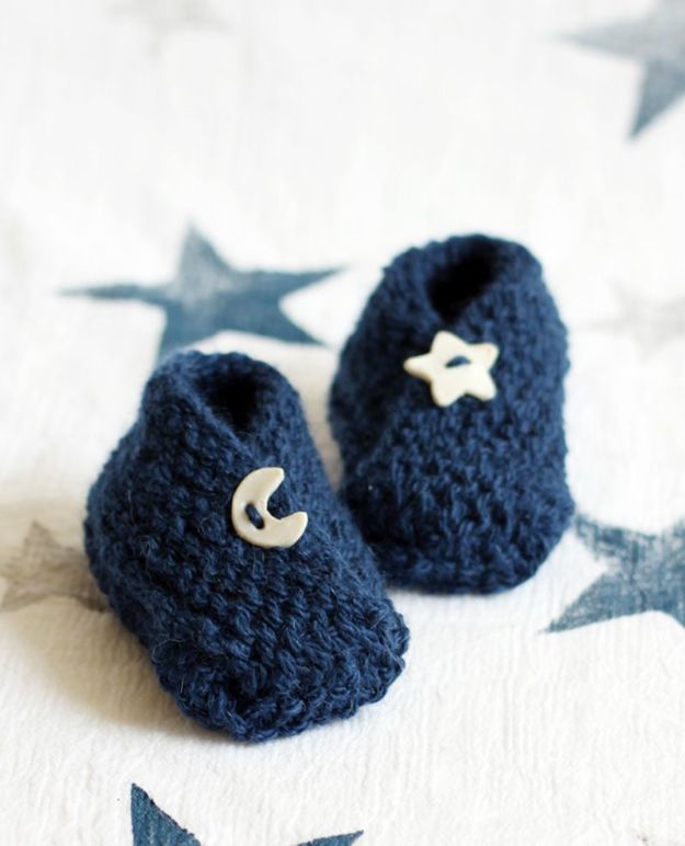 DIY Knitting Ideas for Baby - Bitty Baby Booties - Easy Blanket, Hat, Booties, Toys and Sweater Tutorials to Knit for Babies - Boy and Girl Clothes and Nursery Decor for Gifts