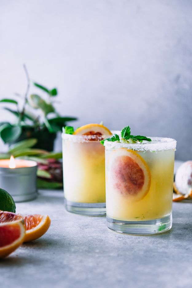 Margarita Recipes - Blood Orange Kiwi Margaritas - Drink Recipes for a Party - Recipe Ideas for Blender Margaritas - Lime, Strawberry, Fruit | Easy Drinks With Tequila