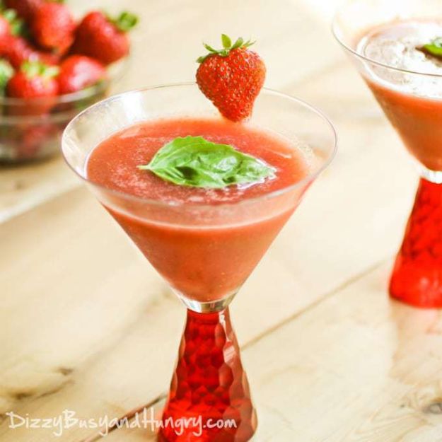 Margarita Recipes - Frozen Strawberry Basil Margaritas - Drink Recipes for a Party - Recipe Ideas for Blender Margaritas - Lime, Strawberry, Fruit | Easy Drinks With Tequila
