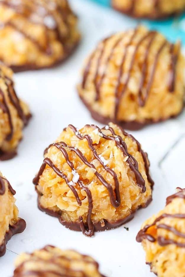 No Bake Cookie Recipes | No-Bake Salted Caramel Coconut Macaroons - Easy and Quick Recipe Ideas for Cookies | Oatmeal, Healthy, Gluten free
