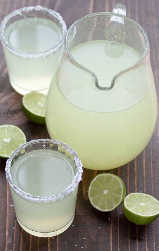 Margarita Recipes - Perfect Pitcher Margarita - Drink Recipes for a Party - Recipe Ideas for Blender Margaritas - Lime, Strawberry, Fruit | Easy Drinks With Tequila