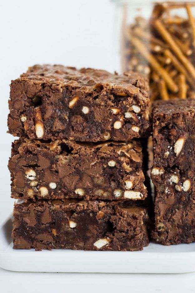 Brownie Recipes | Pretzel Toffee Chip Brownies - Easy and Healthy Recipe Ideas for Brownies - Chocolate, Blondies, Gluten Free and Caramel