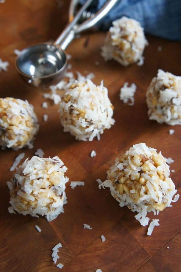 No Bake Cookie Recipes | Rice Krispie Coconut Date Cookie - Easy and Quick Recipe Ideas for Cookies | Oatmeal, Healthy, Gluten free