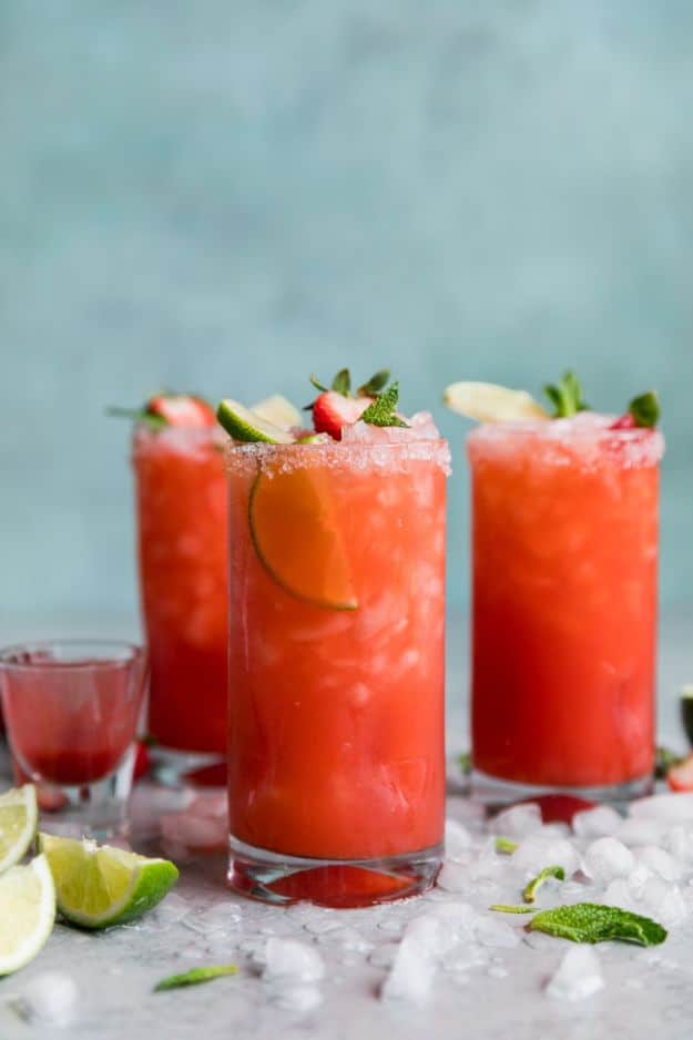 Margarita Recipes - Strawberry Mint Margaritas - Drink Recipes for a Party - Recipe Ideas for Blender Margaritas - Lime, Strawberry, Fruit | Easy Drinks With Tequila