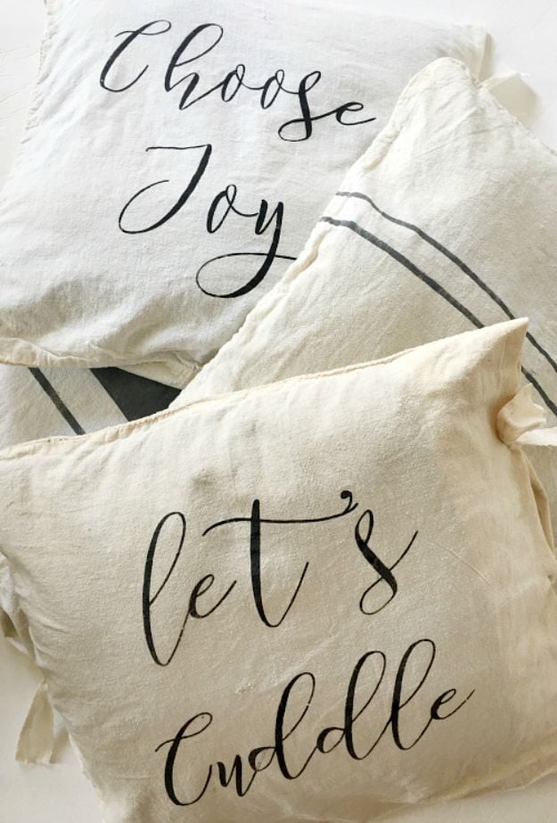 Magnolia Homes Gift Ideas - DIY No-Sew Farmhouse Pillow Covers - DIY Home Decor Inspired by Chip and Joanna Gaines - Fixer Upper Gifts - Do It Yourself Decorating On A Budget With Farmhouse Style Decorations for the Home 