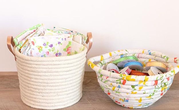 No Sew Gift Ideas - Quick Last Minute Holiday Gifts for Her - DIY No Sew Rope Baskets