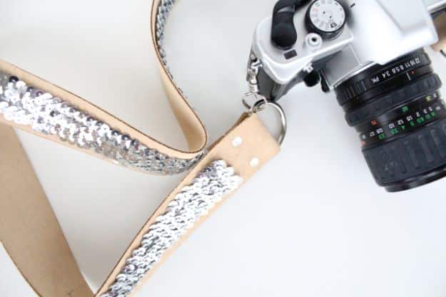 No Sew Gifts to Make - Easy DIY Christmas Presents -DIY No Sew Sequin Camera Strap