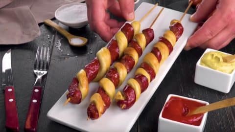 4 Creative Hot Dog Recipes | DIY Joy Projects and Crafts Ideas