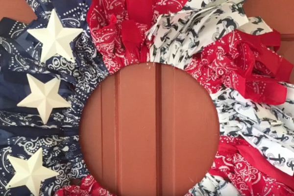 DIY Bandana Wrreath