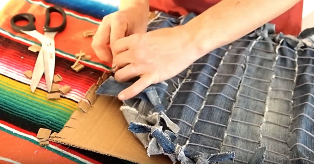 How To Make A Rug Recycling Old Jeans