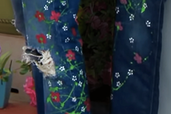 How to Paint Floral Jeans