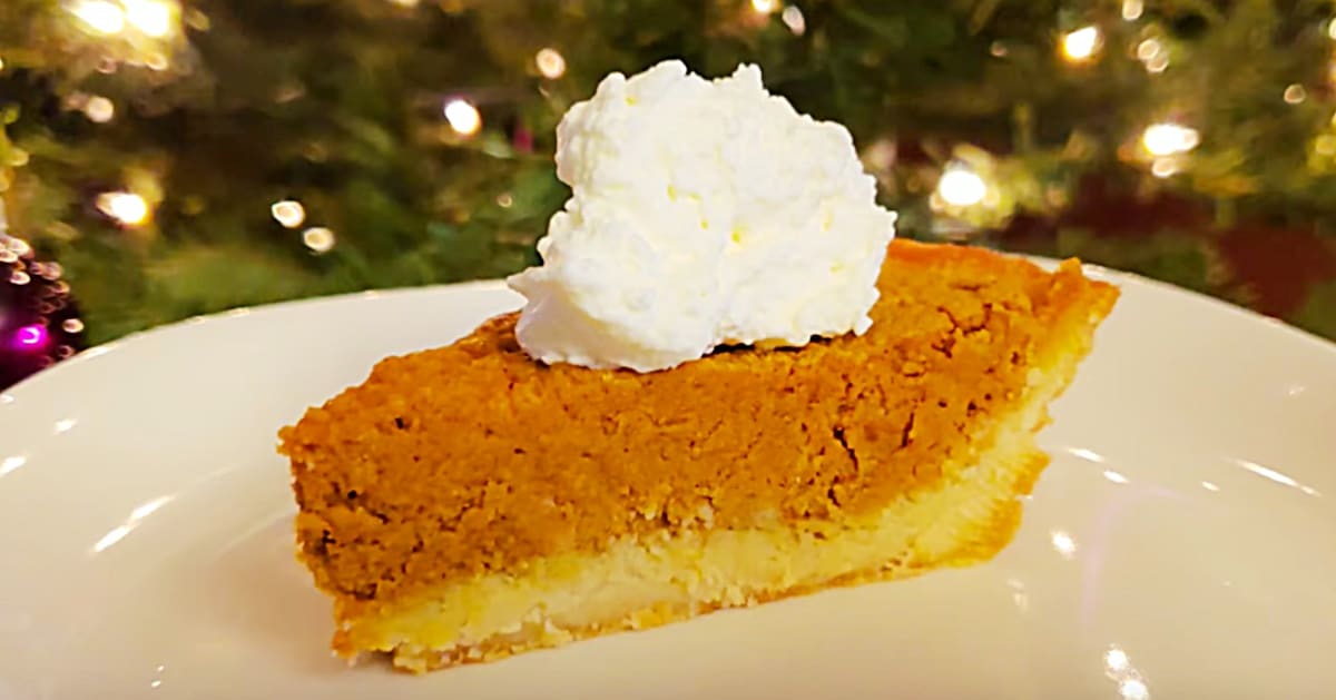 Keto Pumpkin Pie Recipe | DIY Joy Projects and Crafts Ideas