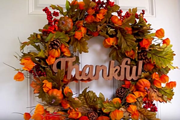 Learn to make this DIY Thanksgiving Wreath