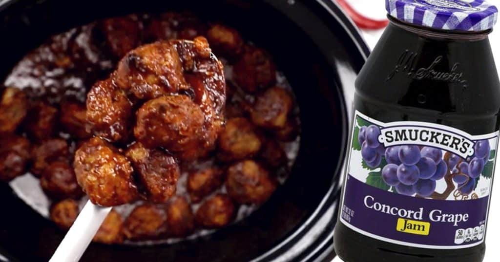 Easy Crockpot Recipes | Homemade Crockpot Meatballs Recipe With Grape Jelly and Chili Sauce