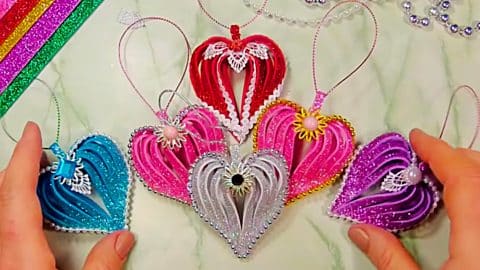 DIY Heart Shaped Glitter Foam Ornaments | DIY Joy Projects and Crafts Ideas