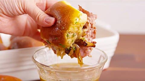 French Dip Slider Recipe | DIY Joy Projects and Crafts Ideas