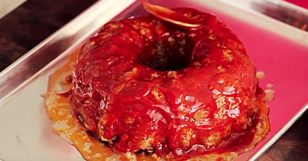 Learn to make a Holiday Meat Loaf Wreath with a Bundt Pan Recipe