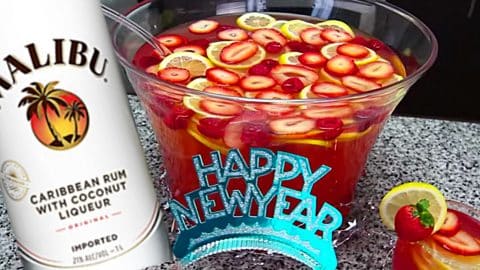 New Year’s Eve Champagne Rum Punch Recipe | DIY Joy Projects and Crafts Ideas