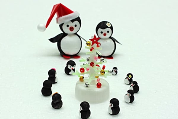 Learn to make a a quick easy cheap DIY Penguin Family for Christmas