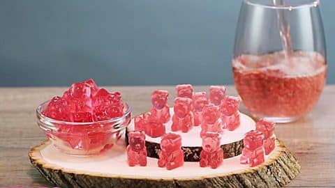 Rose Gummy Bears Recipe | DIY Joy Projects and Crafts Ideas
