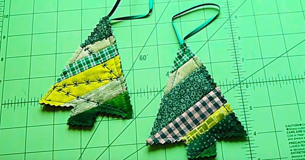 Learn to sew a scrappy tree ornament DIY tutorial
