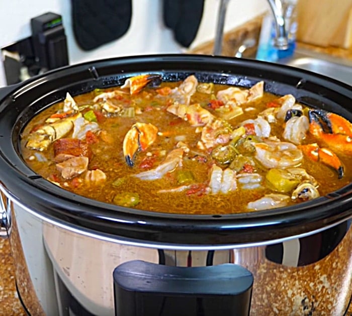 Slow Cooker Crockpot Gumbo + {VIDEO}