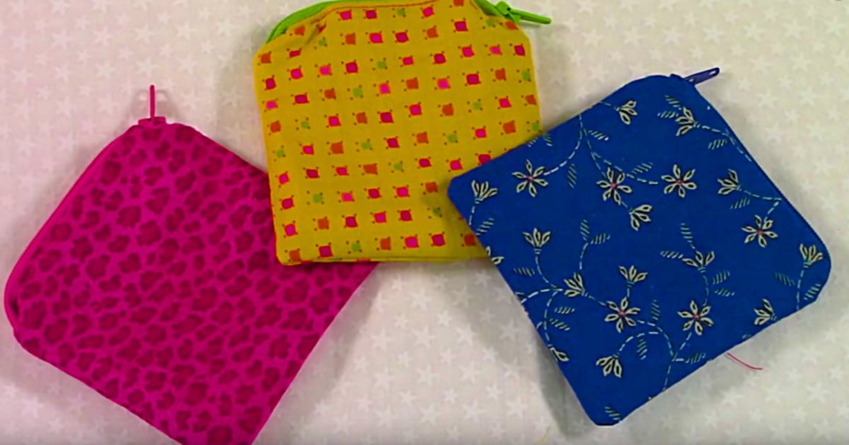 Learn To Sew A DIY Small Zipper Pouch | DIY Joy Projects and Crafts Ideas