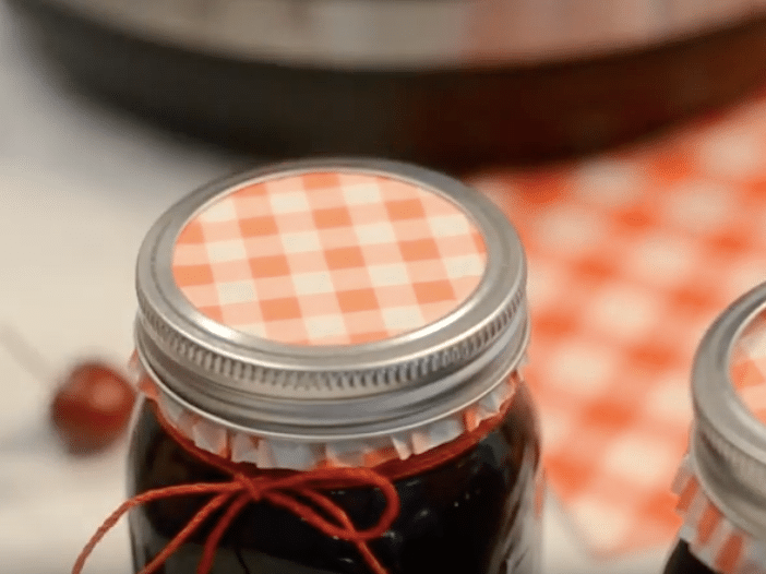 How to Make Cherry Pie Moonshine