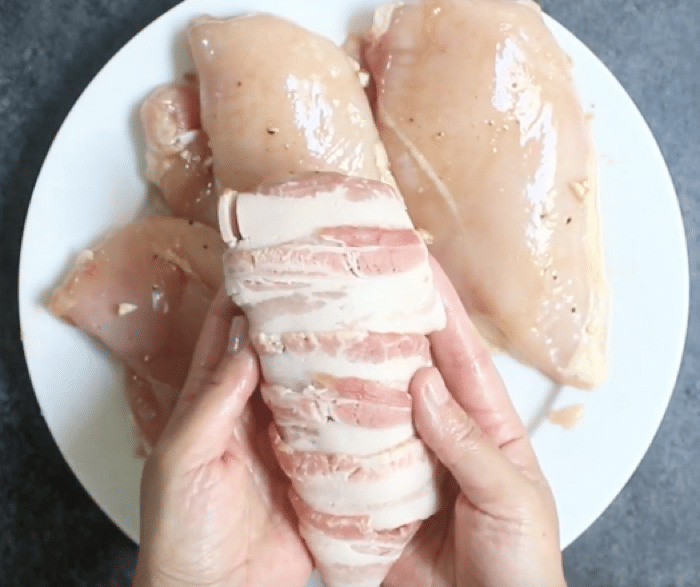 How to Make Easy Chicken Wrapped in Bacon