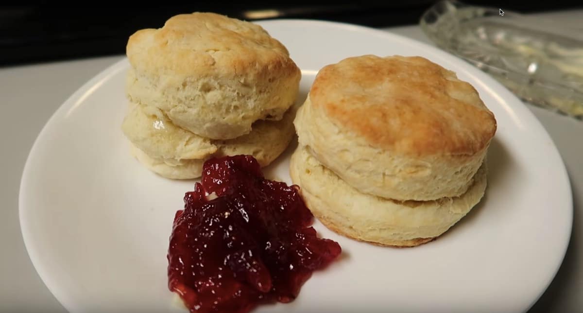 3 Ingredient Biscuit Recipe | DIY Joy Projects and Crafts Ideas