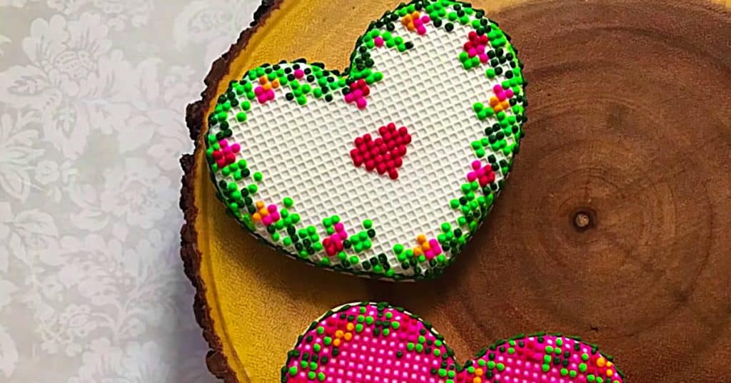 Make cheap easy artistic Valentine's Day Edible Icing Grid Cross-Stitch Heart Shaped Cookies