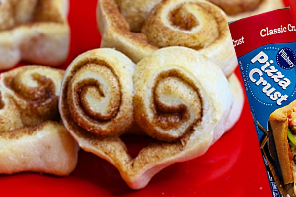 Learn to make an easy 3 ingredient cinnamon roll recipe using Pillsbury Pizza Dough