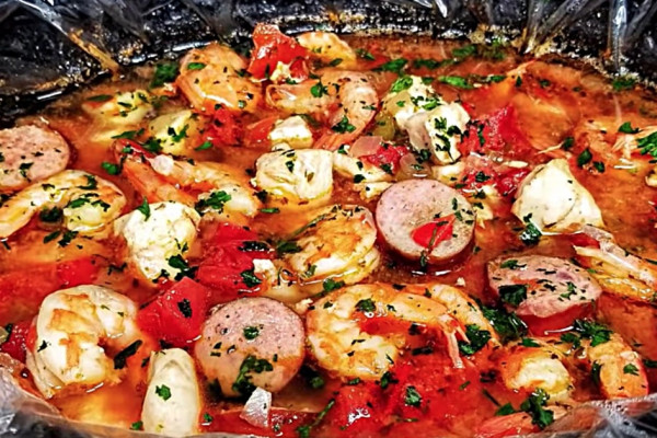 Try making a delicious easy Jambalaya recipe in the crockpot slow cooker