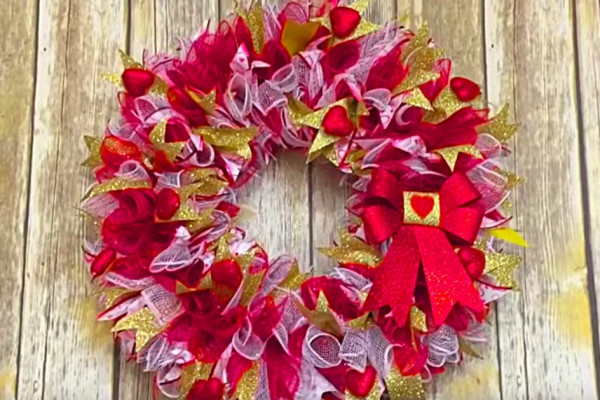 Make a DIY Mesh Wreath for Valentine's Day