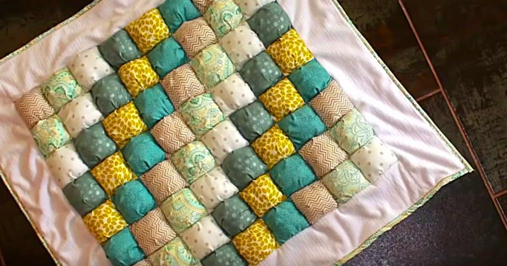 Learn to sew a DIY Puff Quilt