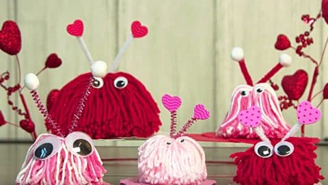 DIY Yarn Love Bugs | DIY Joy Projects and Crafts Ideas